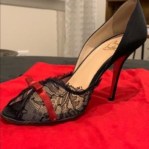 Christian Louboutin lace kitten heels, size 39